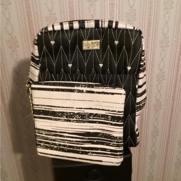 Betsy Johnson mini backpack - Picture 2 of 7